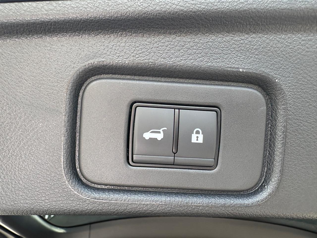 Nissan Pathfinder Rock Creek 4WD 2025