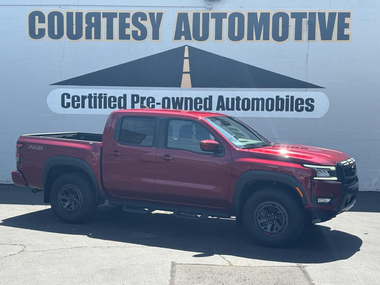 Nissan Frontier Crew Cab 4x4 PRO-4X 2025