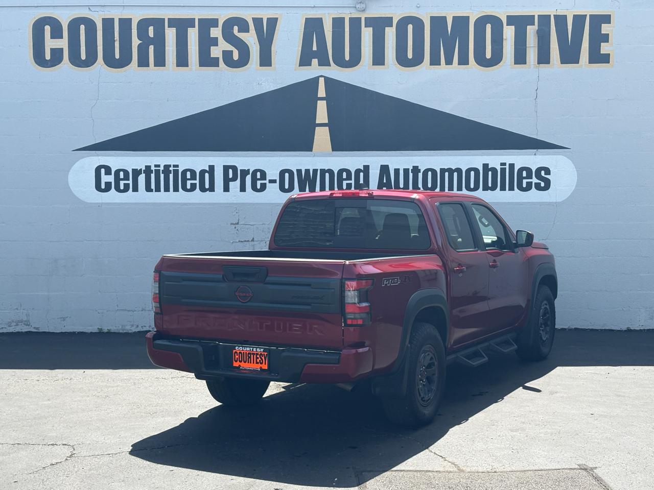 Nissan Frontier Crew Cab 4x4 PRO-4X 2025