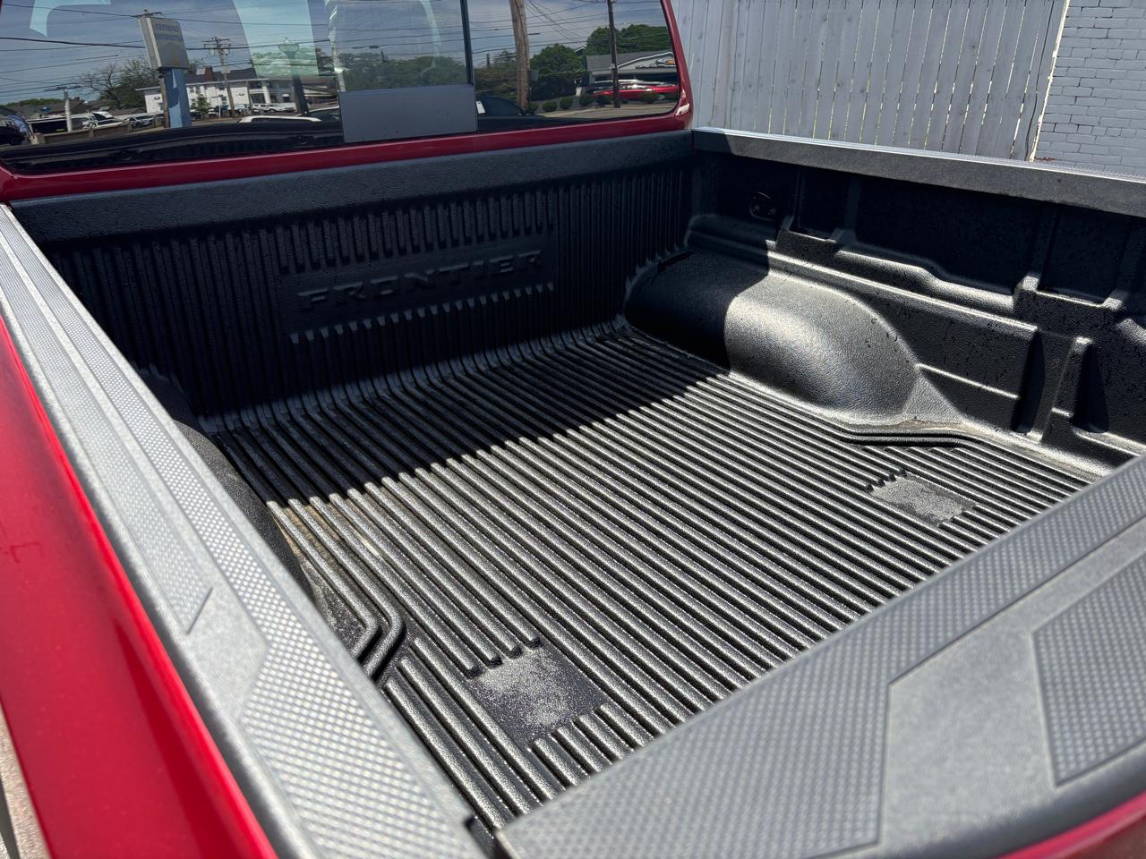 Nissan Frontier Crew Cab 4x4 PRO-4X 2025