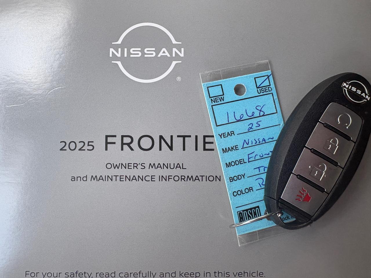 Nissan Frontier Crew Cab 4x4 PRO-4X 2025