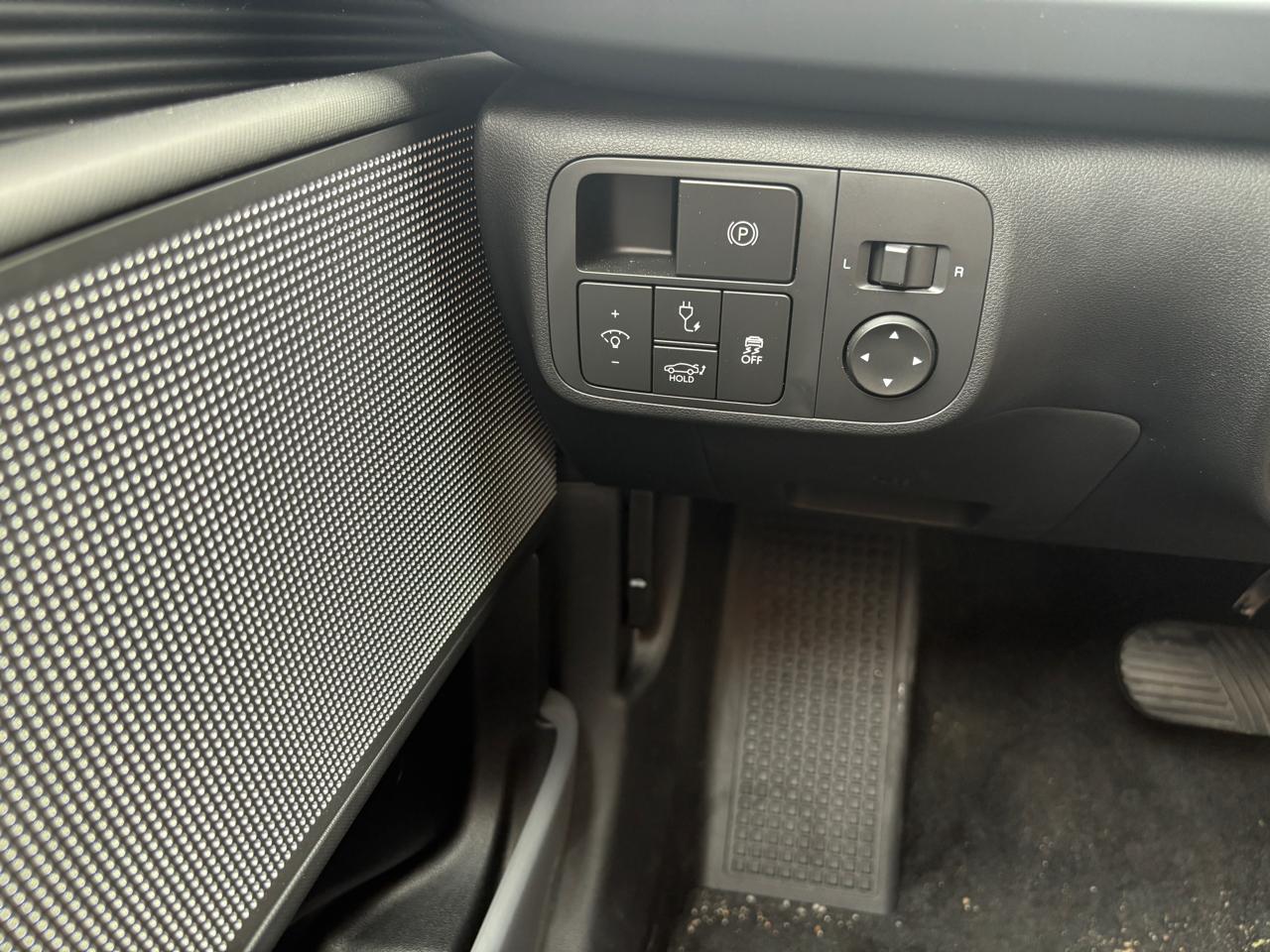 Hyundai Ioniq 6 SE AWD 2024