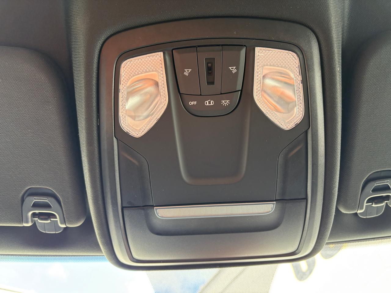 RAM 1500 Big Horn 4x4 Quad Cab 6'4" Box 2021