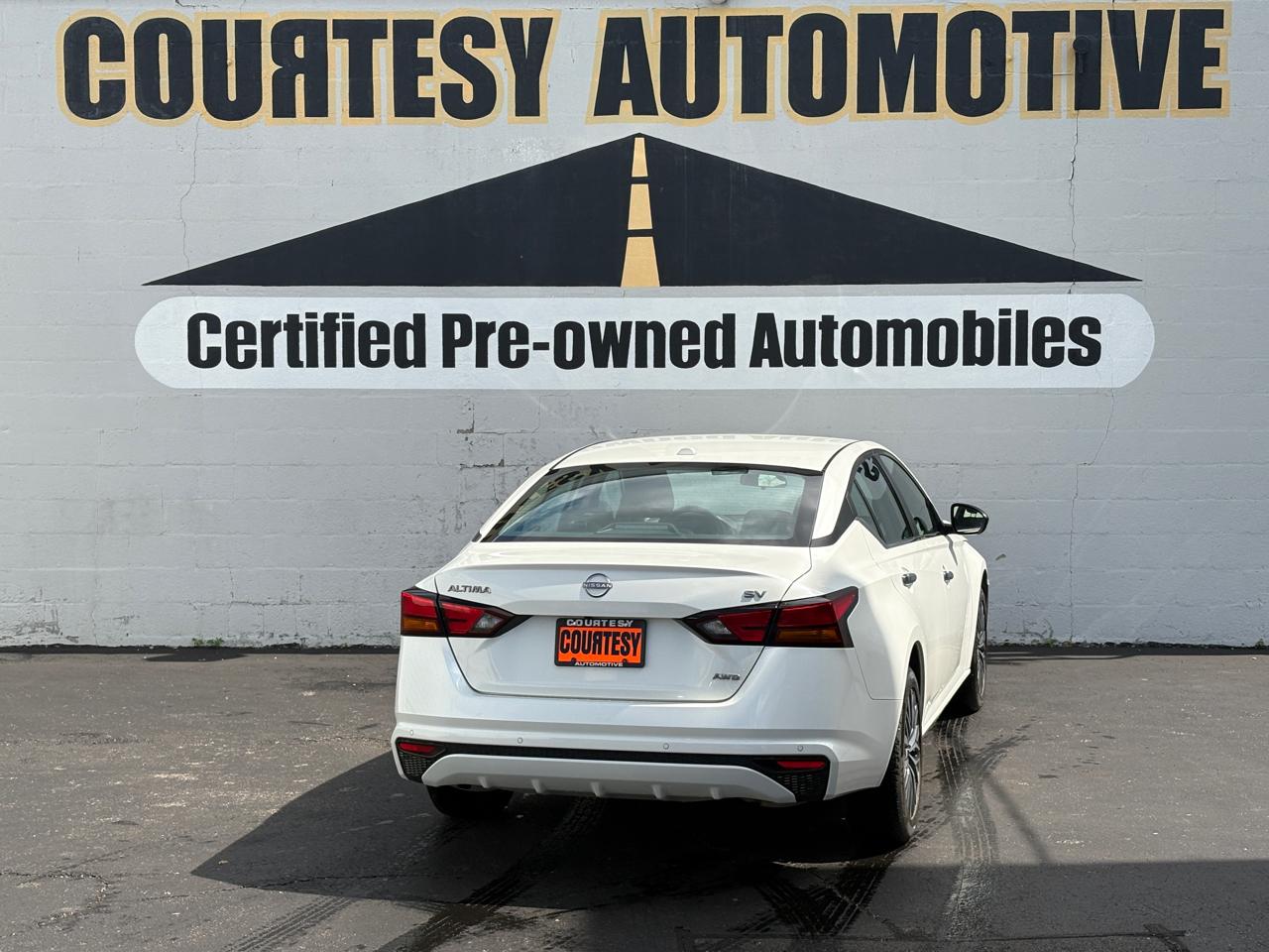 Nissan Altima 2.5 SV AWD Sedan 2024