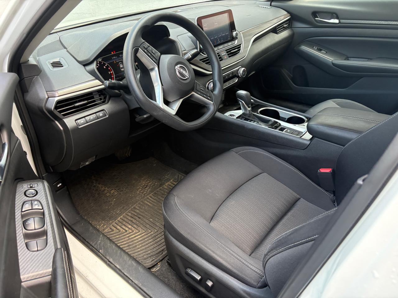 Nissan Altima 2.5 SV AWD Sedan 2024