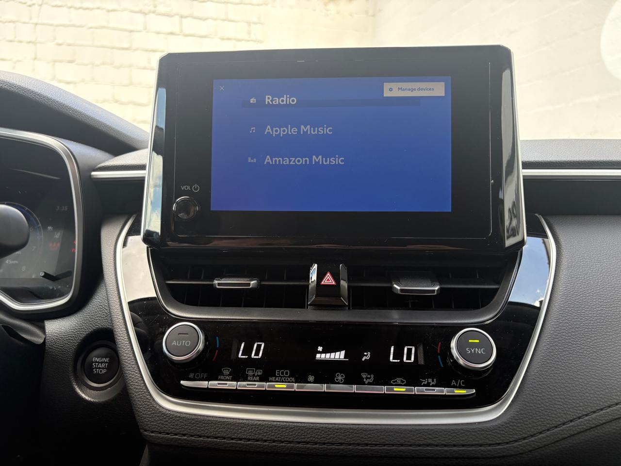 Toyota Corolla Cross XLE 2WD (Natl) 2025