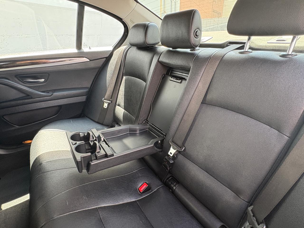 BMW 5 Series 4dr Sdn 535i RWD 2015