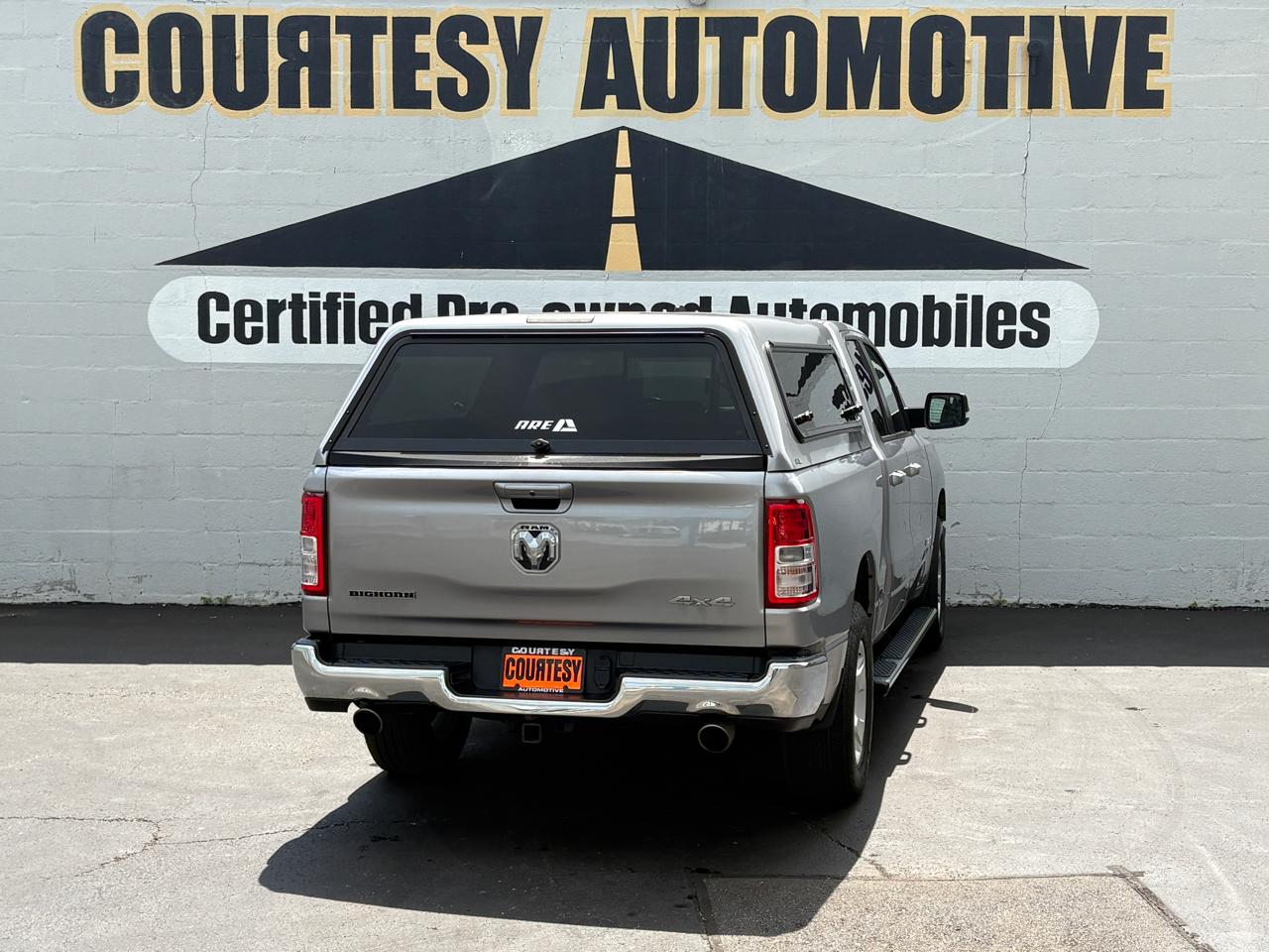 RAM 1500 Big Horn 4x4 Quad Cab 6'4" Box 2022