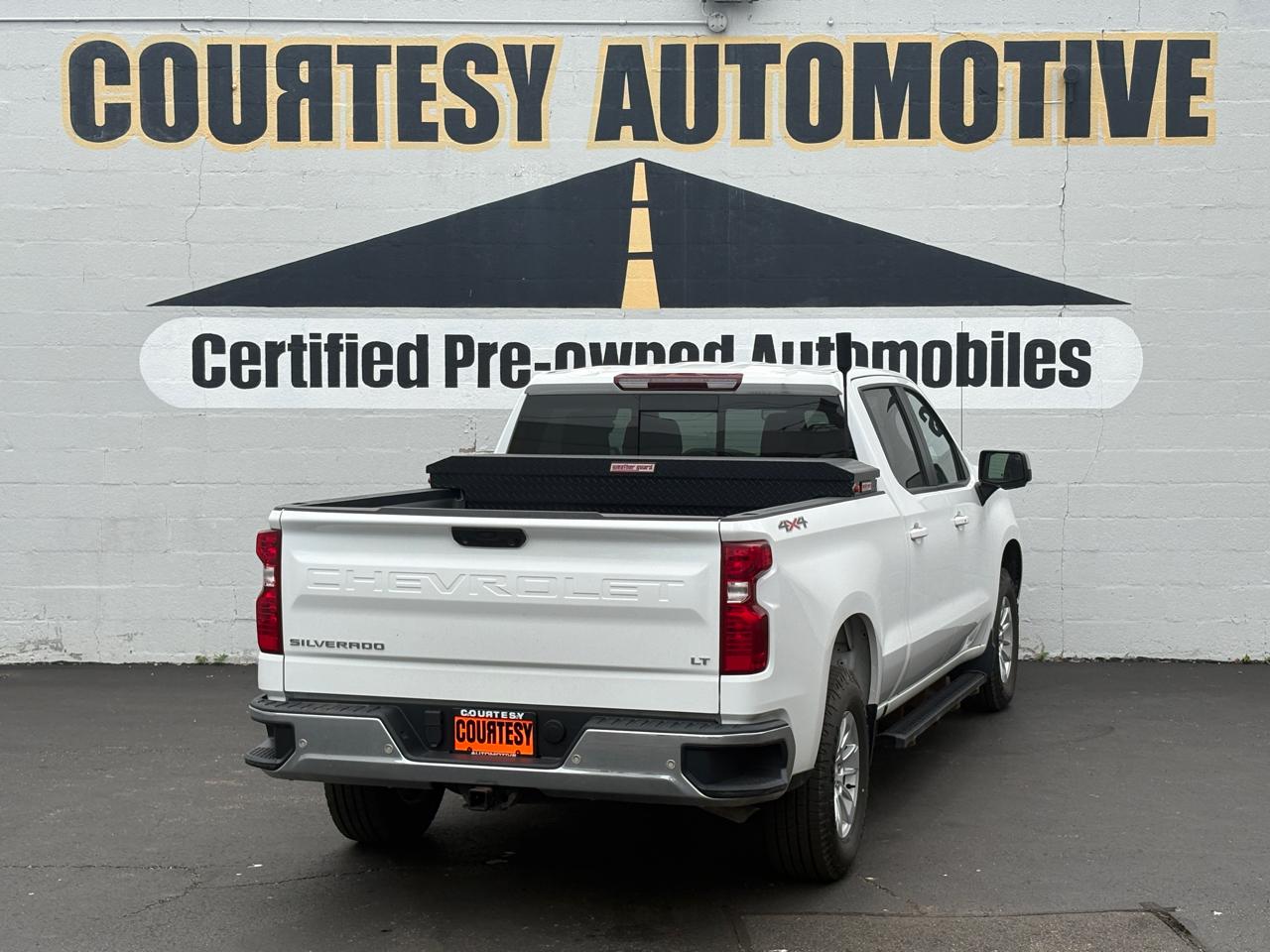 Chevrolet Silverado 1500 4WD Crew Cab 157" LT 2022