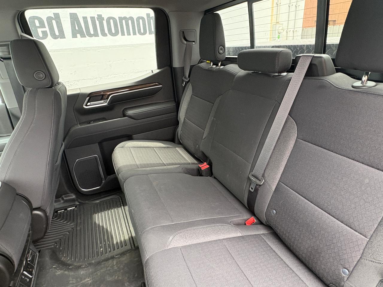 Chevrolet Silverado 1500 4WD Crew Cab 157" LT 2022