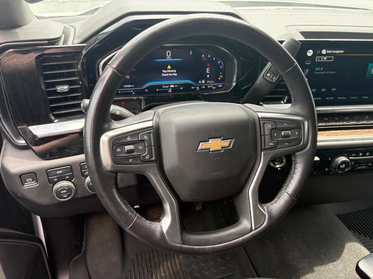 Chevrolet Silverado 1500 4WD Crew Cab 157" LT 2022