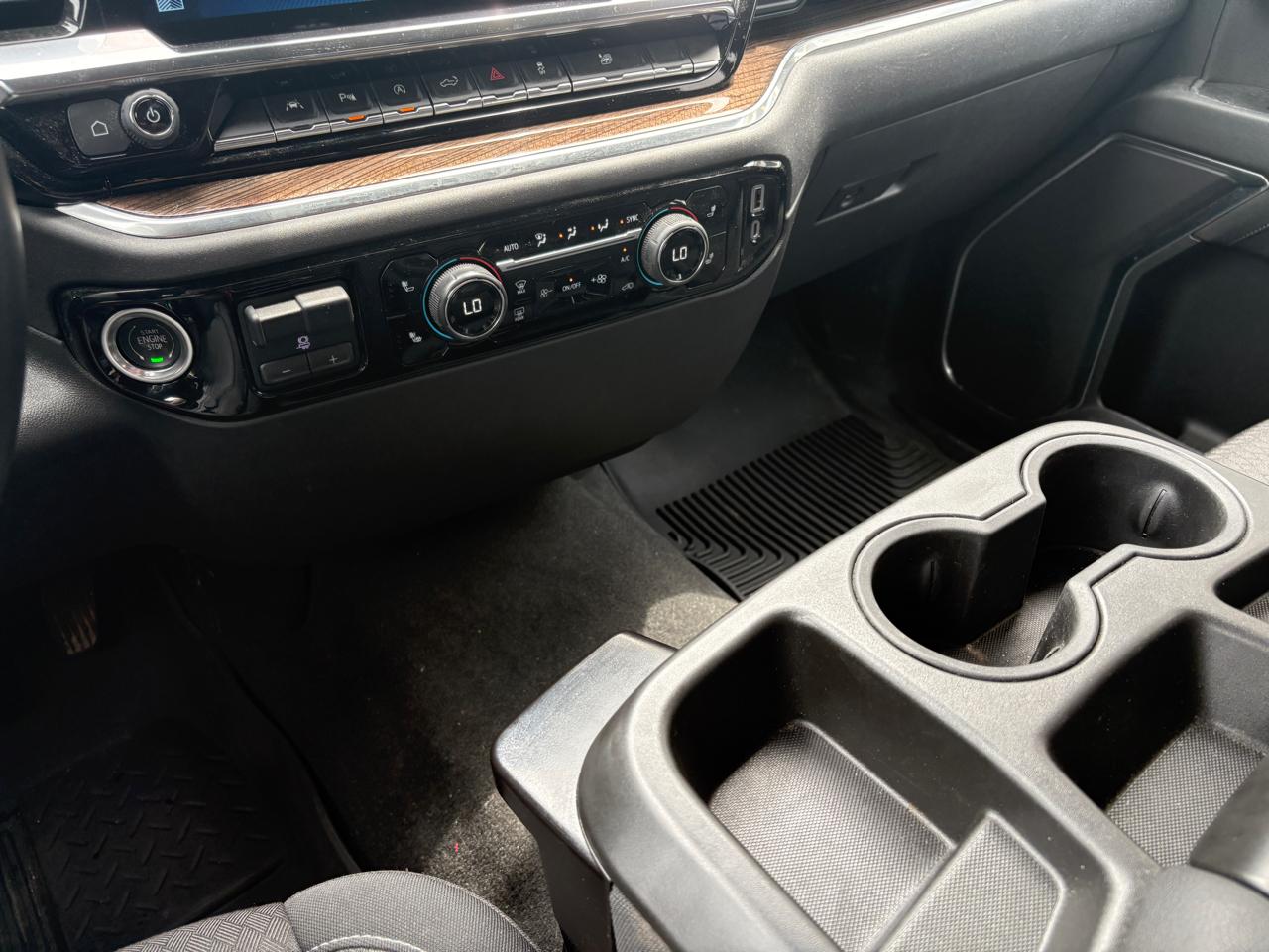 Chevrolet Silverado 1500 4WD Crew Cab 157" LT 2022