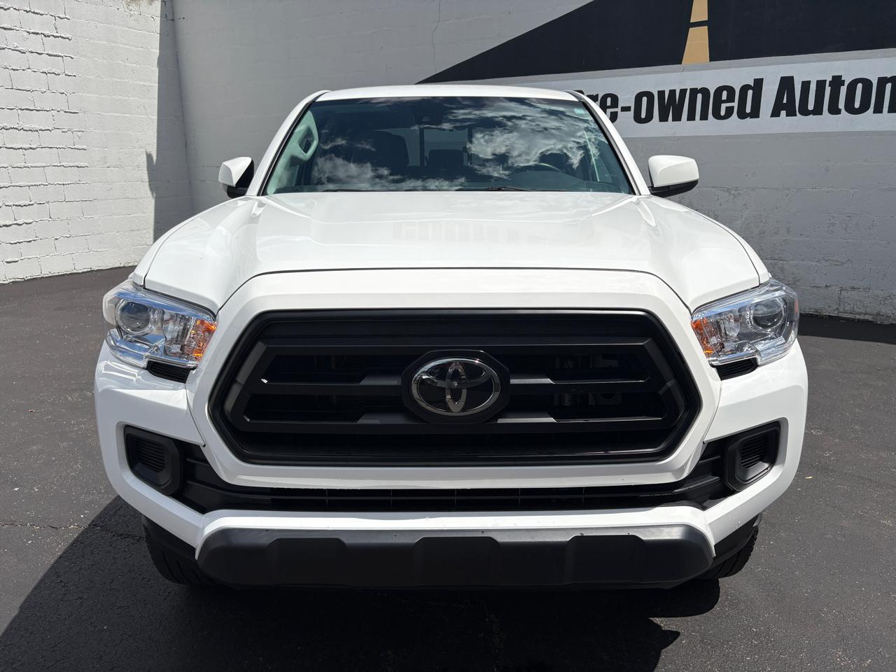 Toyota Tacoma 4WD TRD Off Road Double Cab 5' Bed V6 MT (Natl) 2022