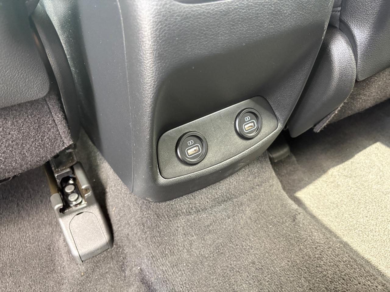Hyundai Santa Fe SEL AWD 2023