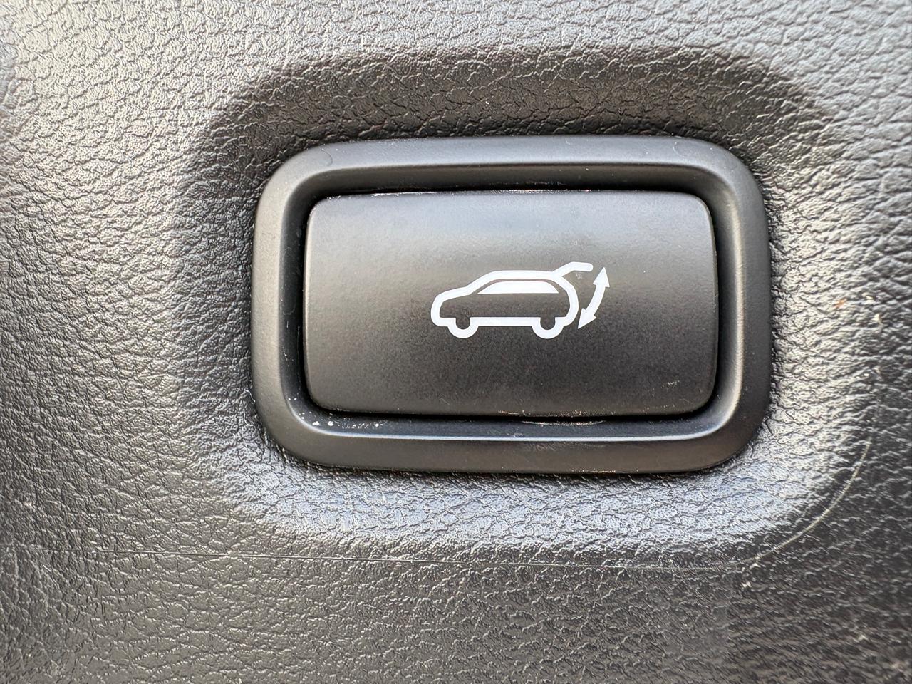 Hyundai Santa Fe SEL AWD 2023