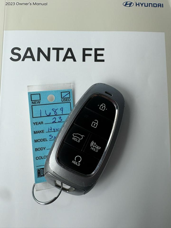 Hyundai Santa Fe SEL AWD 2023
