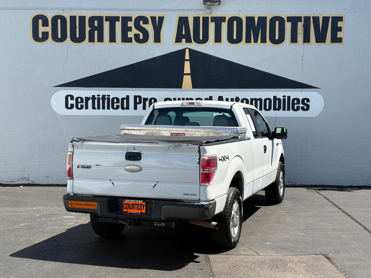Ford F-150 4WD SuperCab 145" Lariat 2011