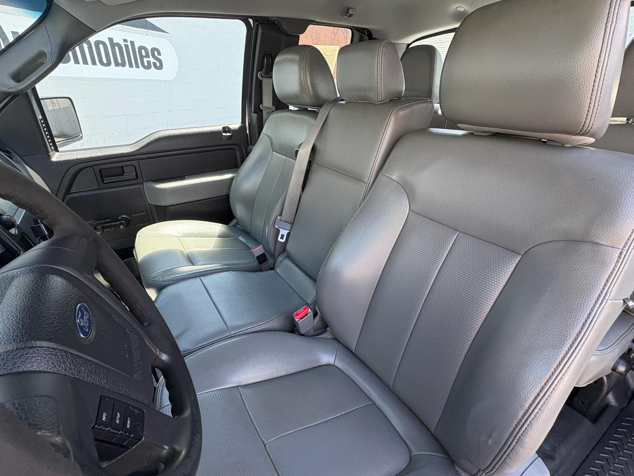 Ford F-150 4WD SuperCab 145" Lariat 2011
