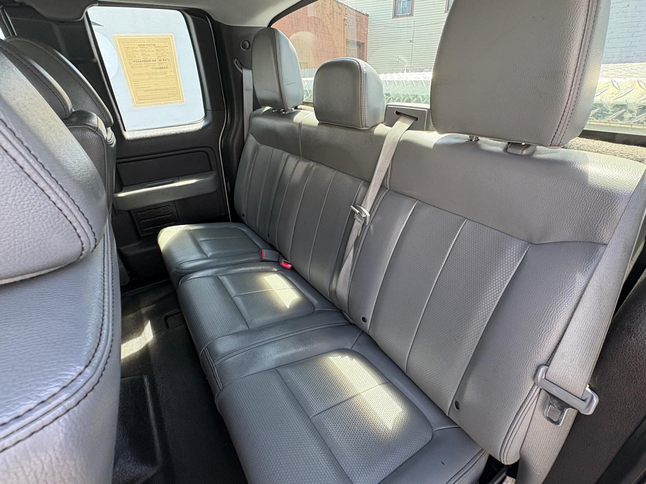 Ford F-150 4WD SuperCab 145" Lariat 2011