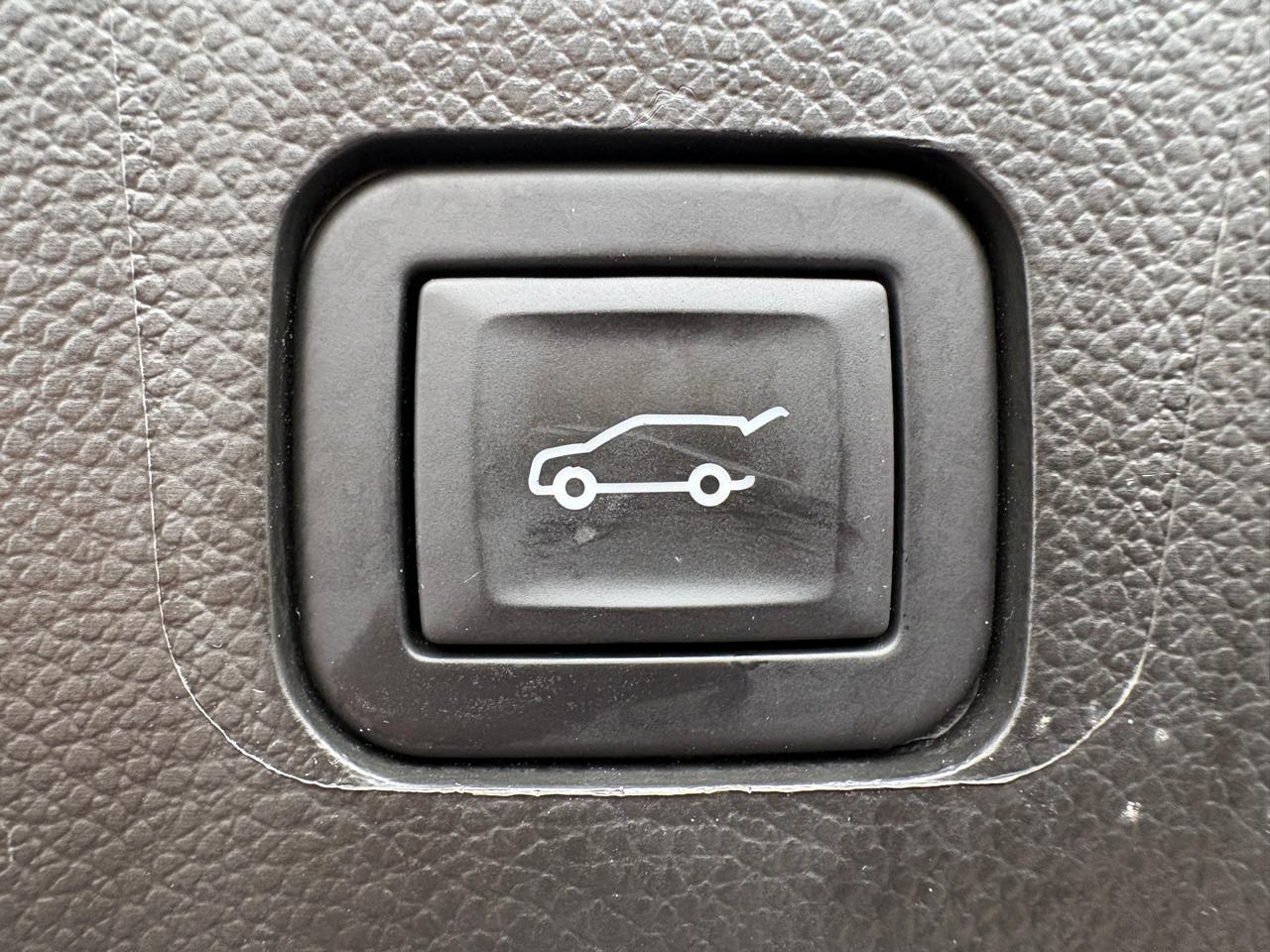 Chevrolet Traverse FWD 4dr LT Cloth w/1LT 2023