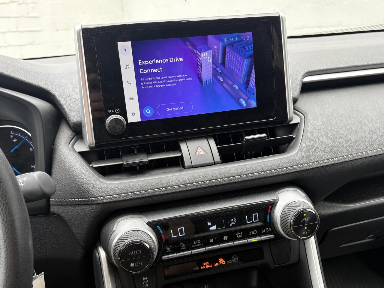 Toyota RAV4 Hybrid LE AWD (Natl) 2023