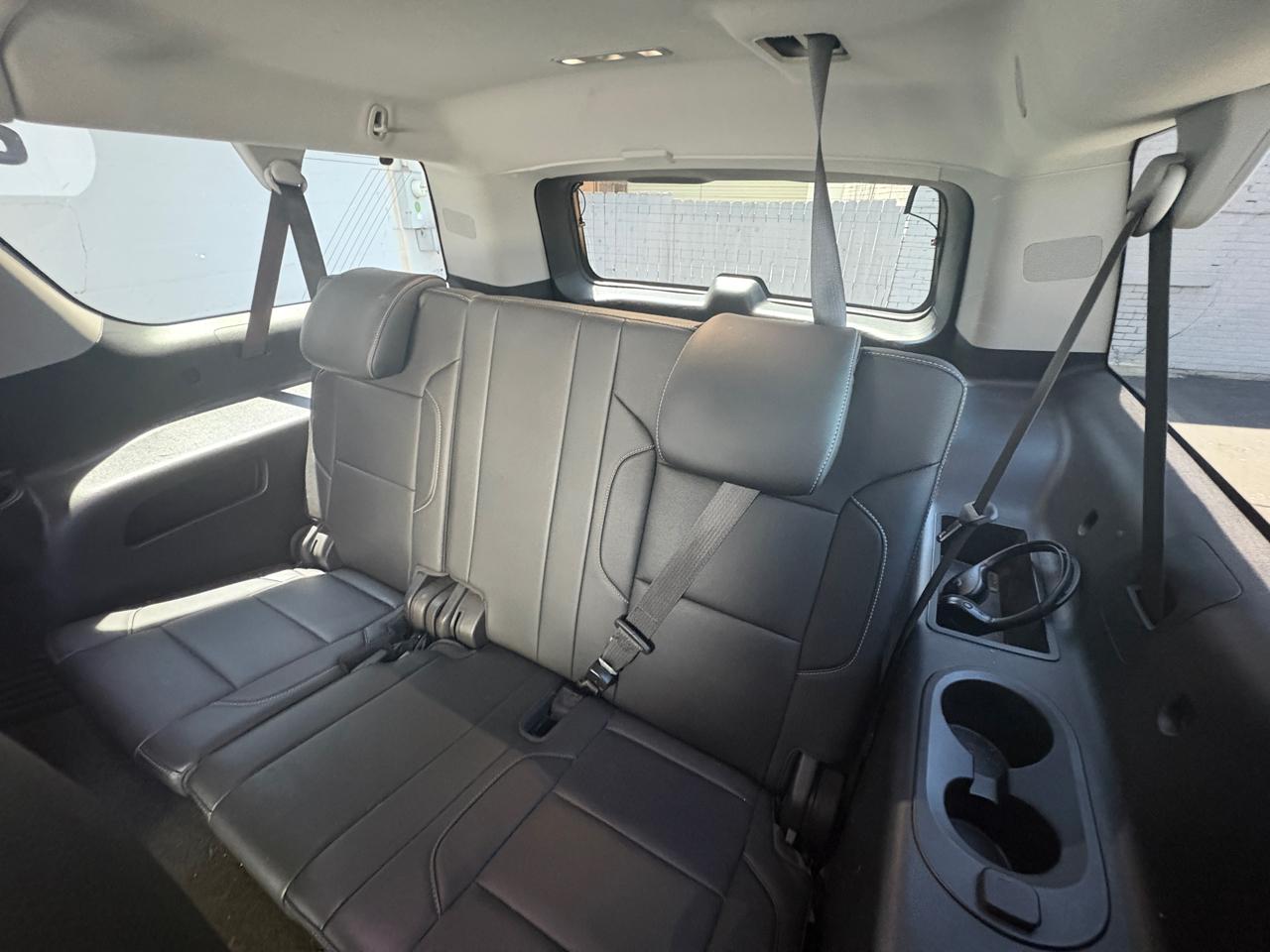 Chevrolet Suburban 4WD 4dr 1500 Premier 2018
