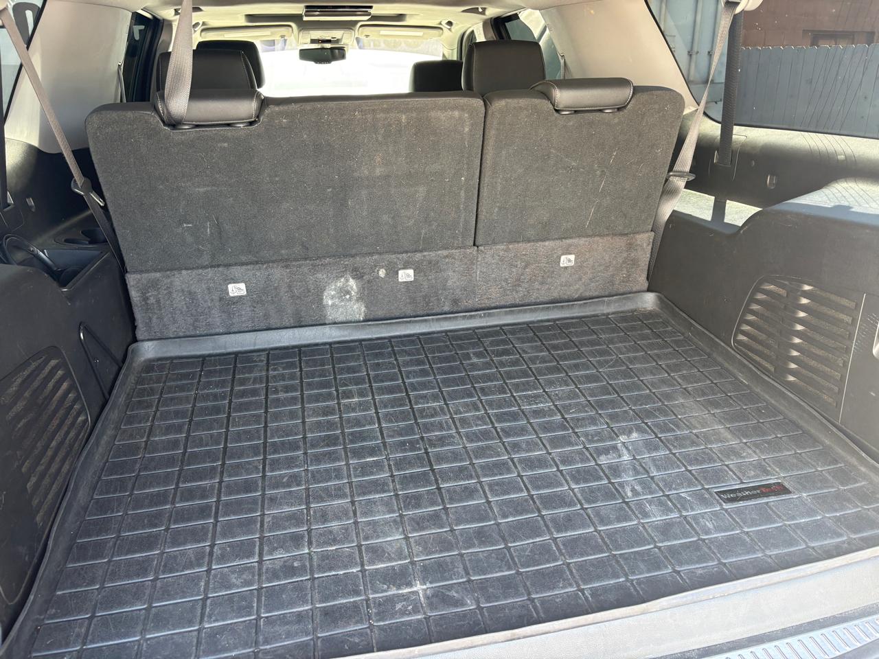Chevrolet Suburban 4WD 4dr 1500 Premier 2018