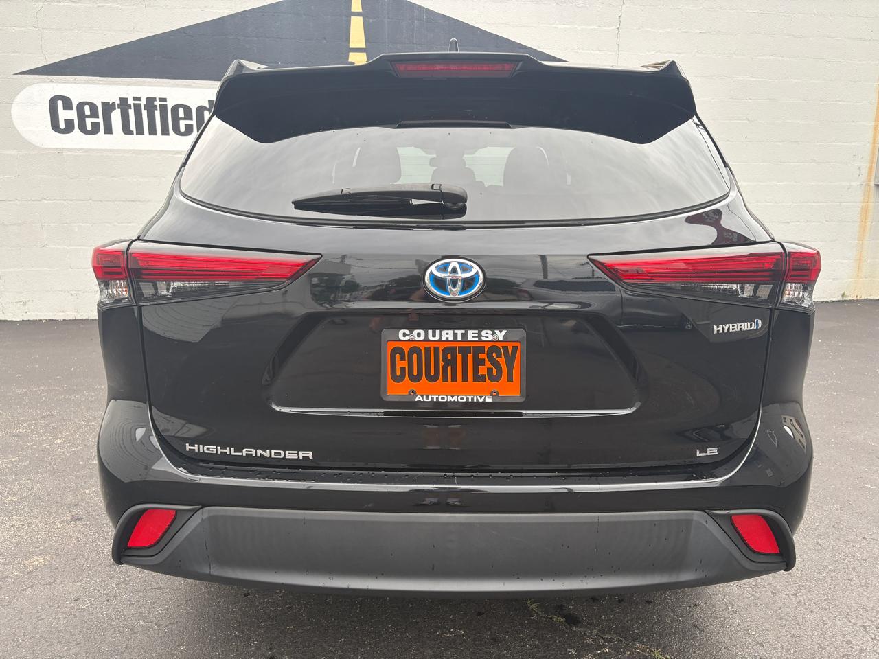Toyota Highlander Hybrid LE AWD (Natl) 2023