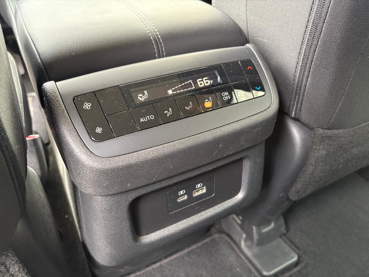 Nissan Pathfinder SV 4WD 2025