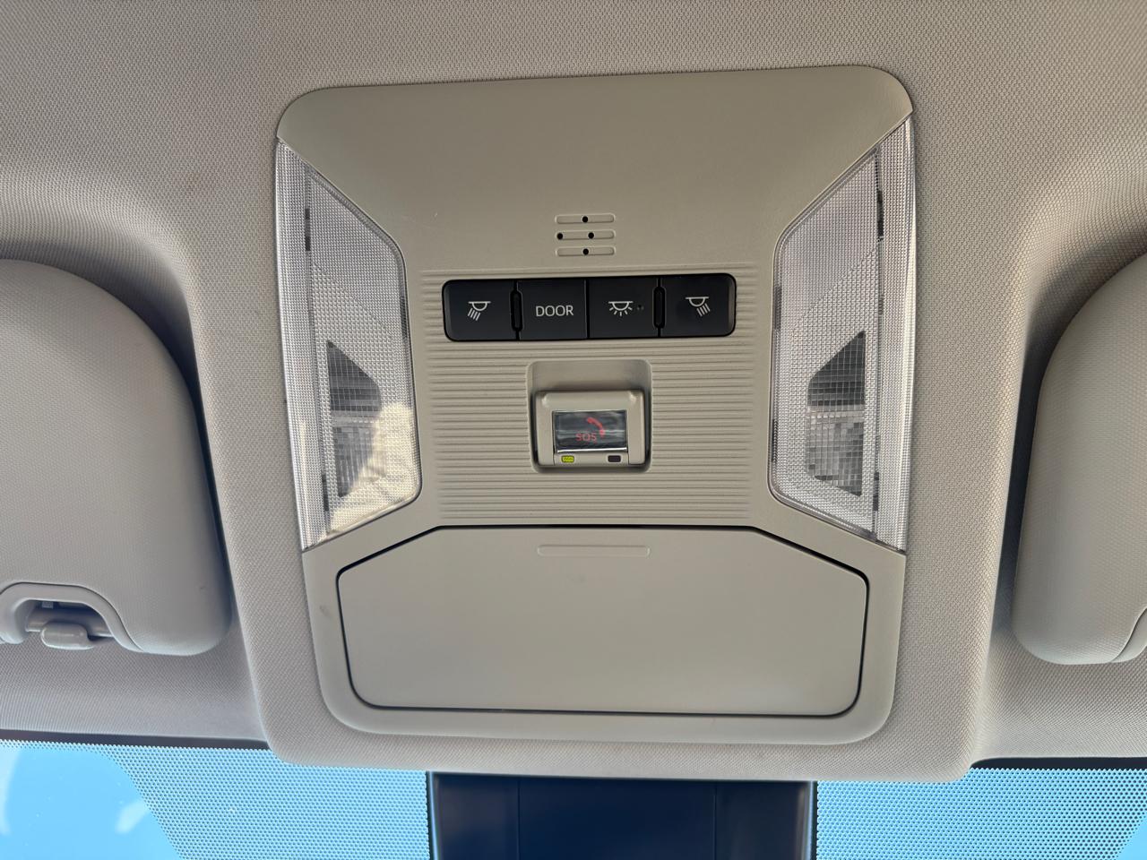 Toyota RAV4 LE FWD (Natl) 2022
