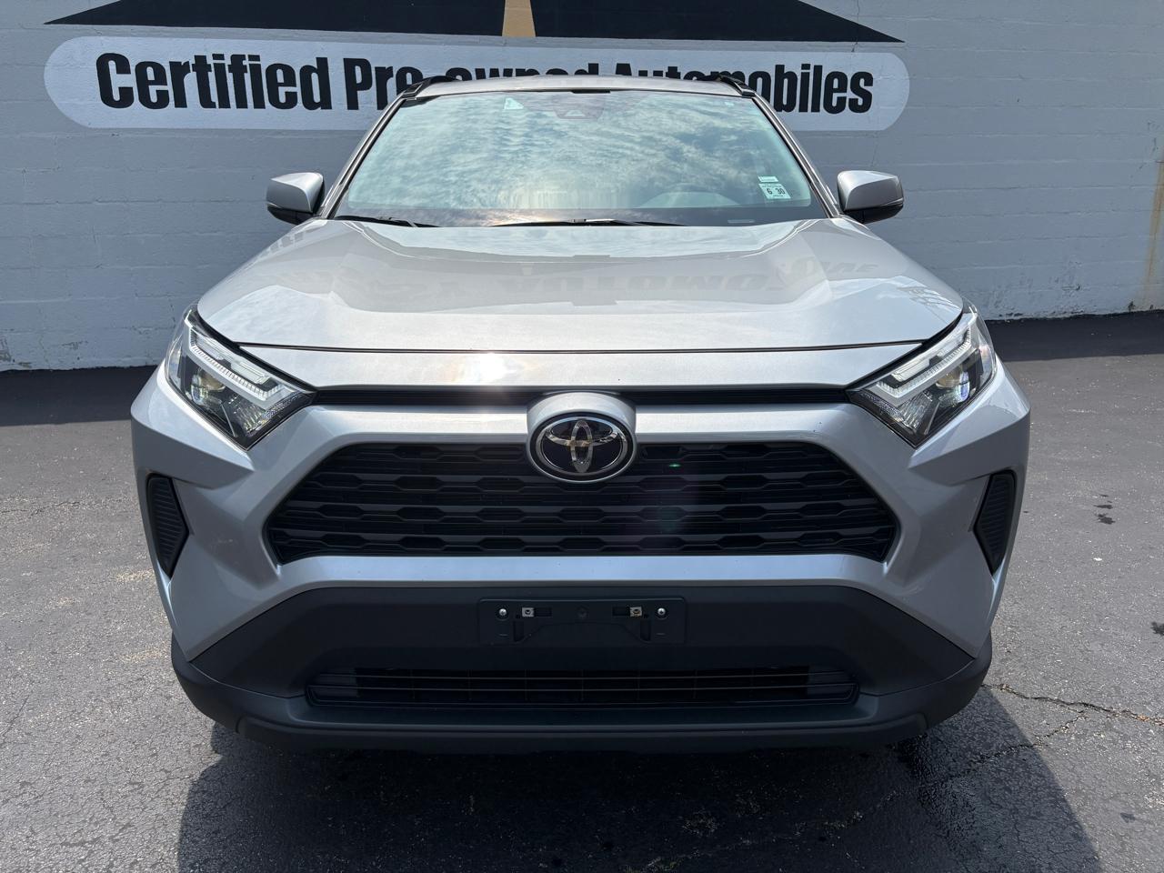 Toyota RAV4 XLE AWD (Natl) 2025