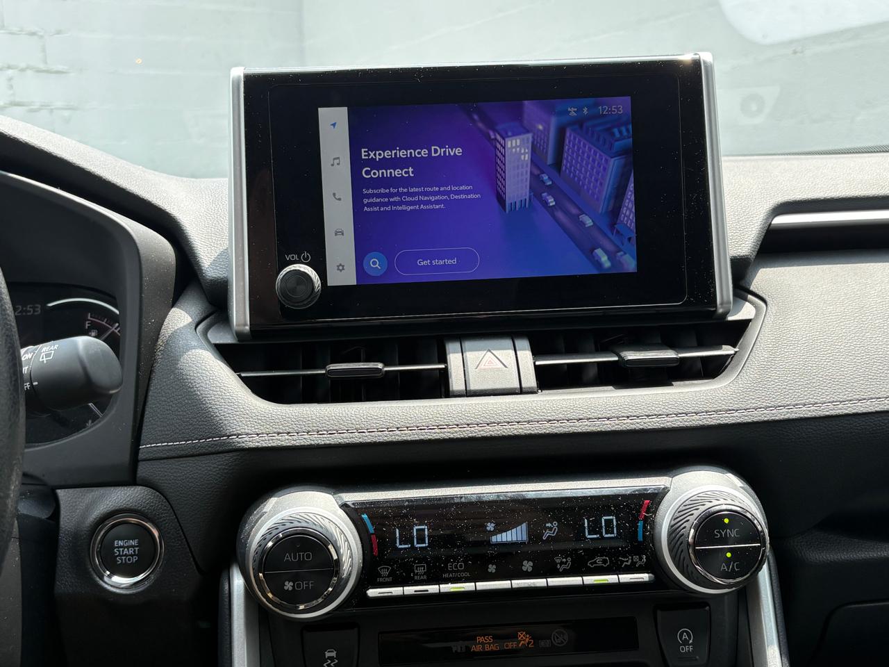 Toyota RAV4 XLE AWD (Natl) 2025