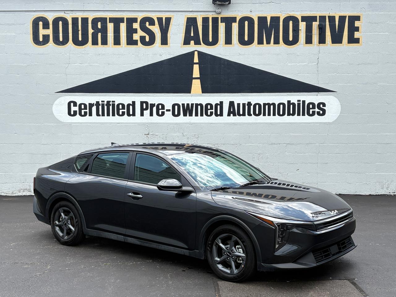 Kia K4 LXS FWD 2025