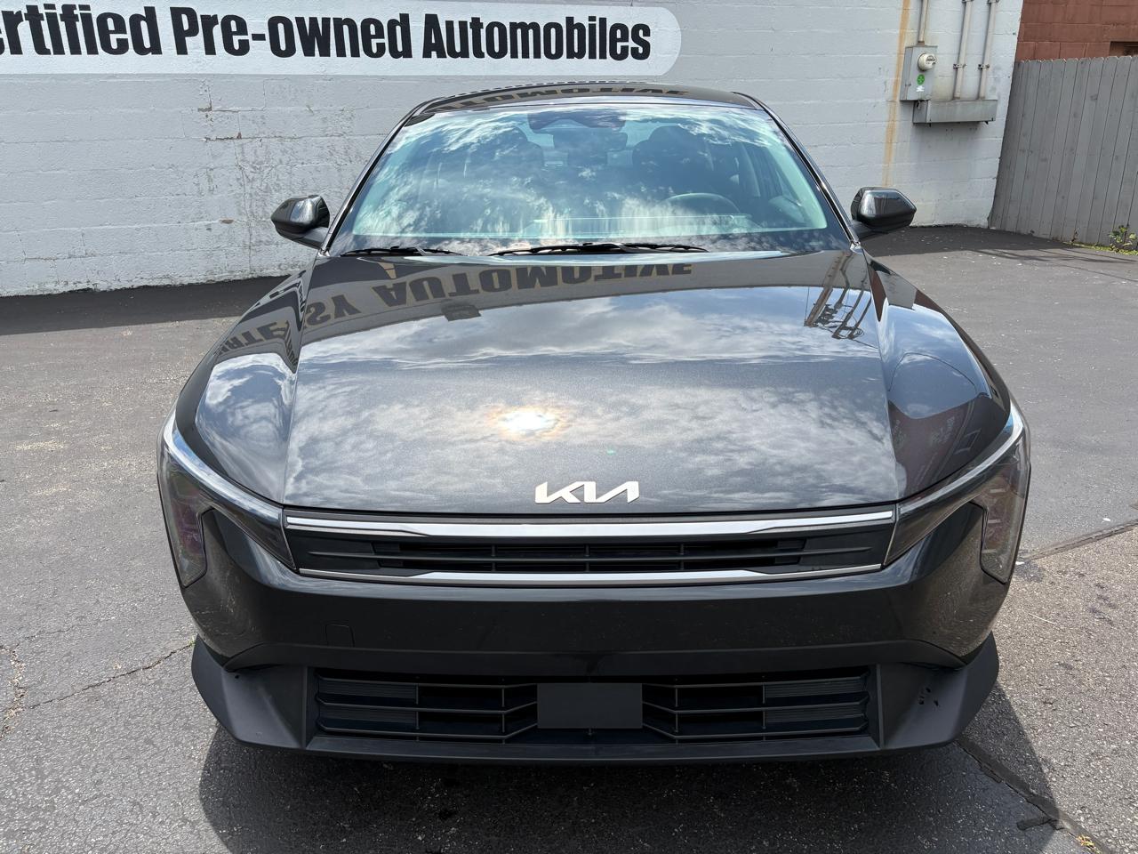 Kia K4 LXS FWD 2025