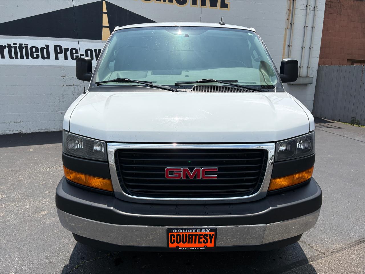 GMC Savana Cargo Van RWD 2500 135" 2023