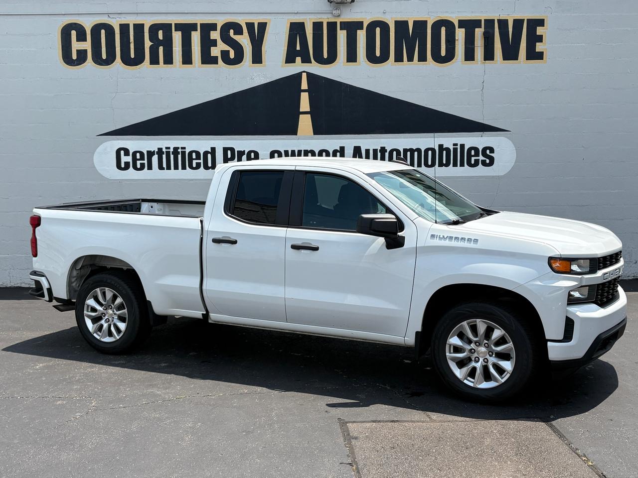 Chevrolet Silverado 1500 2WD Double Cab 147" Custom 2021