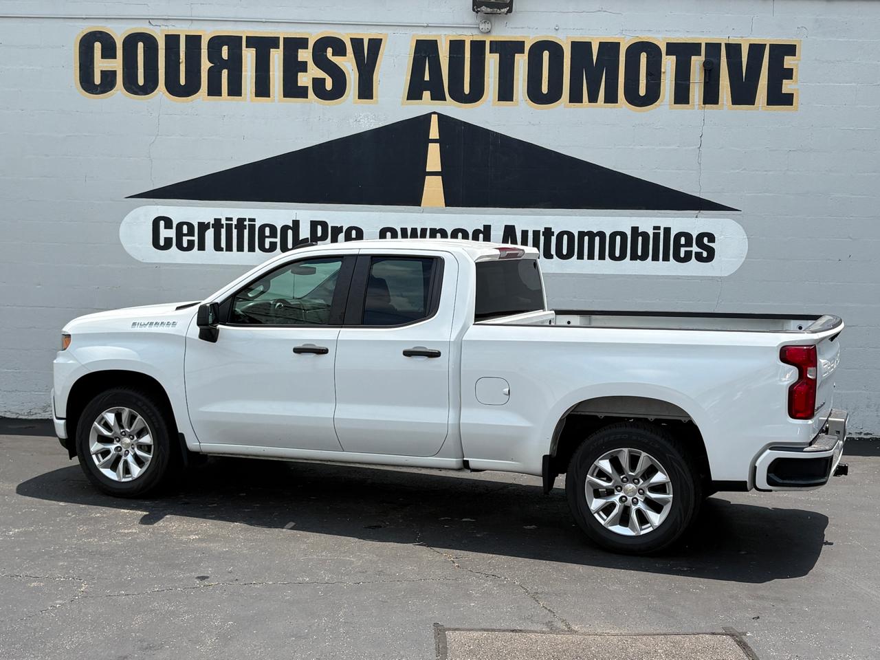 Chevrolet Silverado 1500 2WD Double Cab 147" Custom 2021