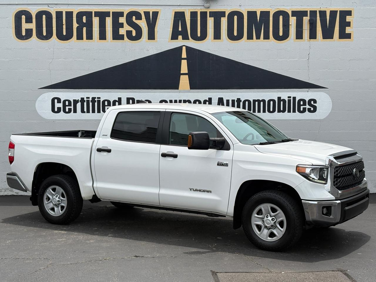 Toyota Tundra 4WD SR5 CrewMax 5.5' Bed 5.7L (Natl) 2021