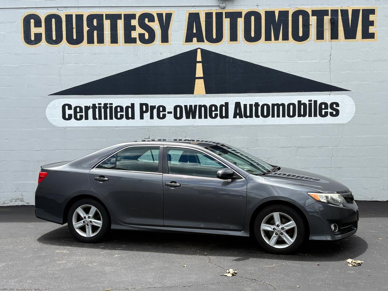Toyota Camry 4dr Sdn I4 Auto SE Sport Limited Edition (Natl) 2012