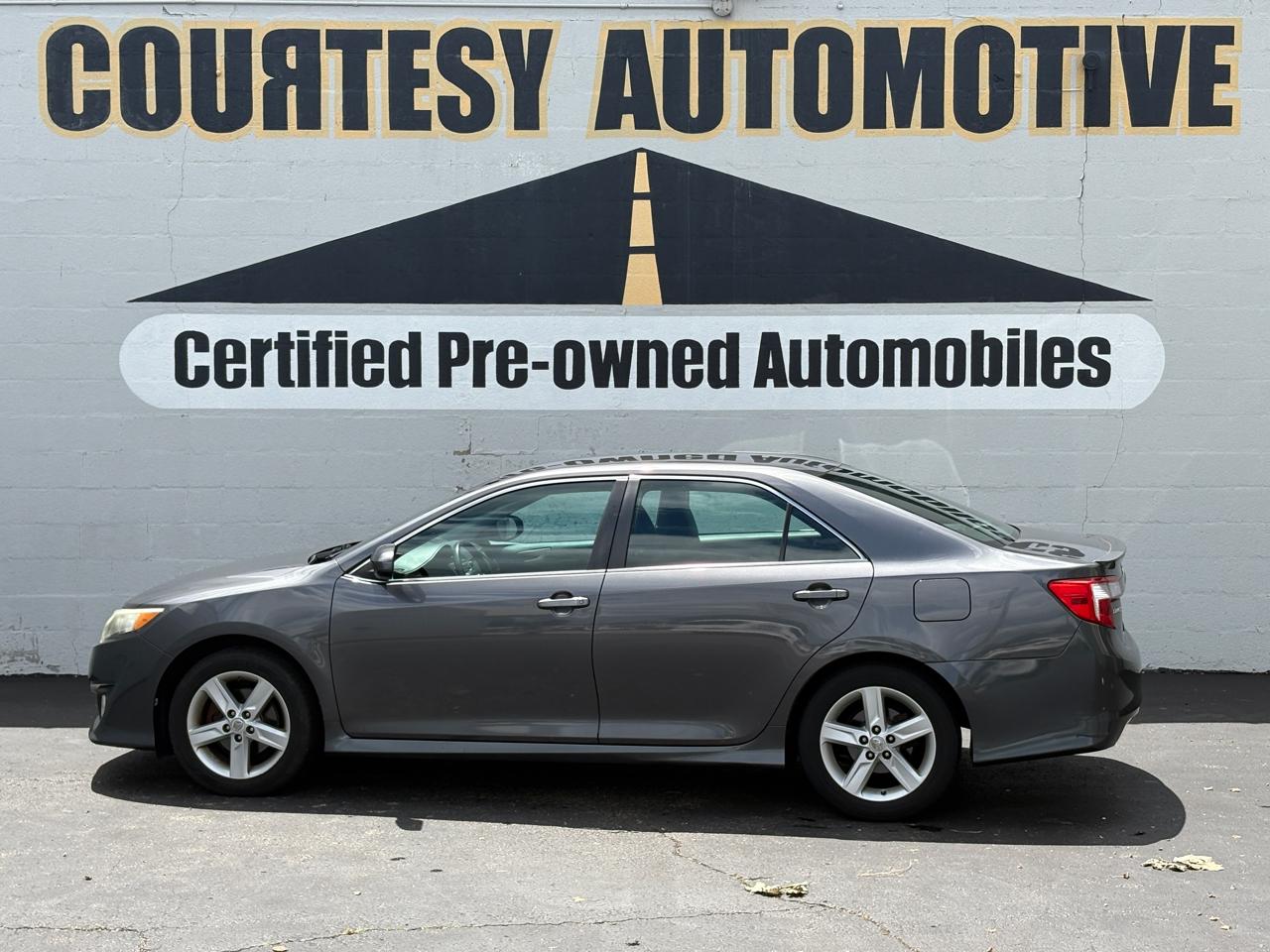 Toyota Camry 4dr Sdn I4 Auto SE Sport Limited Edition (Natl) 2012
