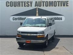2022 Chevrolet Express Passenger 