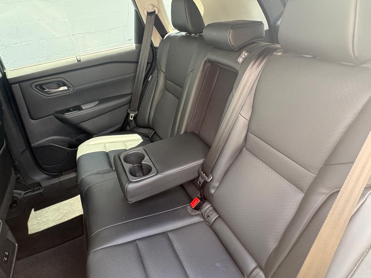 Nissan Rogue FWD SV 2024