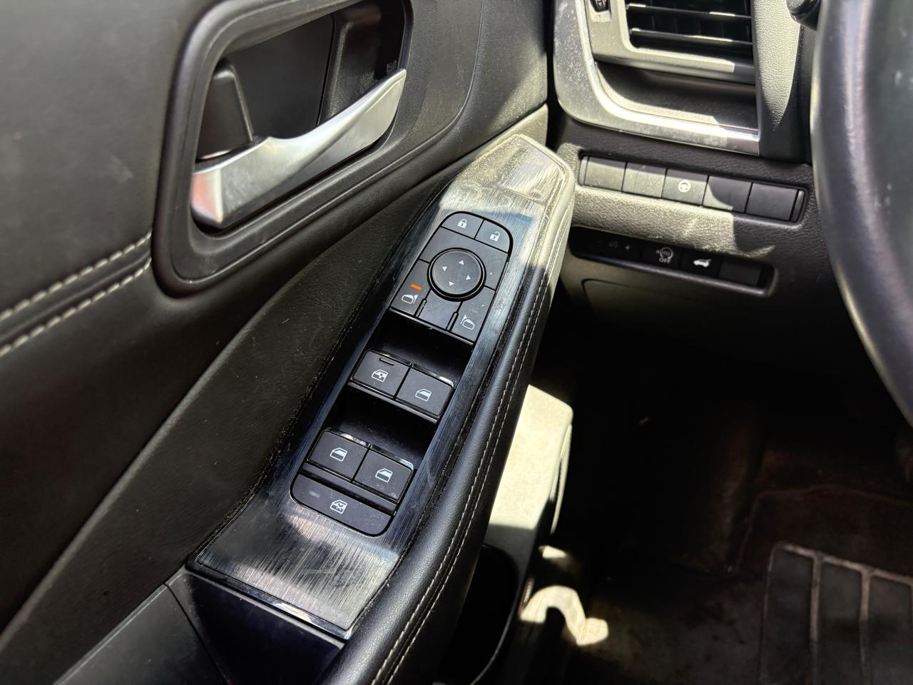 Nissan Rogue FWD SV 2024