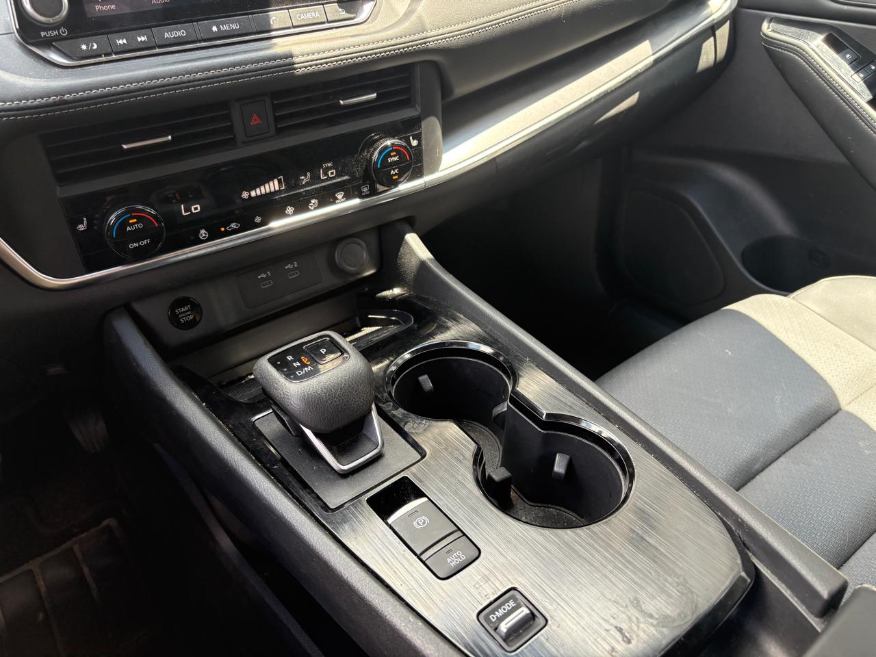 Nissan Rogue FWD SV 2024