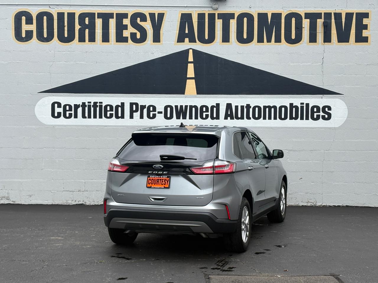 Ford Edge SEL AWD 2023
