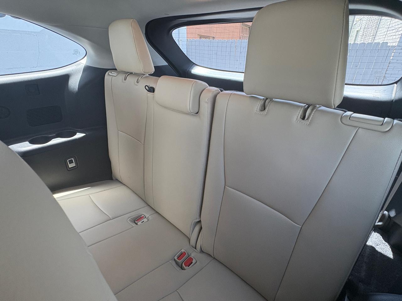 Toyota Highlander Hybrid XLE AWD (Natl) 2024