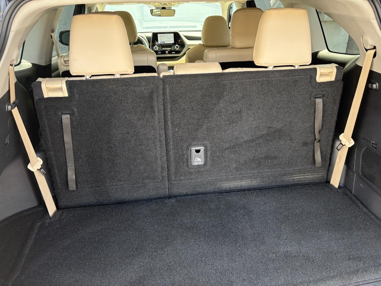 Toyota Highlander Hybrid XLE AWD (Natl) 2024