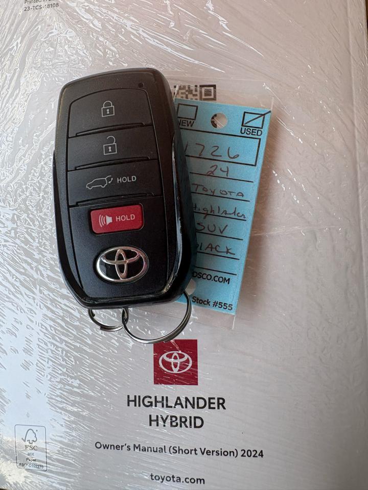 Toyota Highlander Hybrid XLE AWD (Natl) 2024