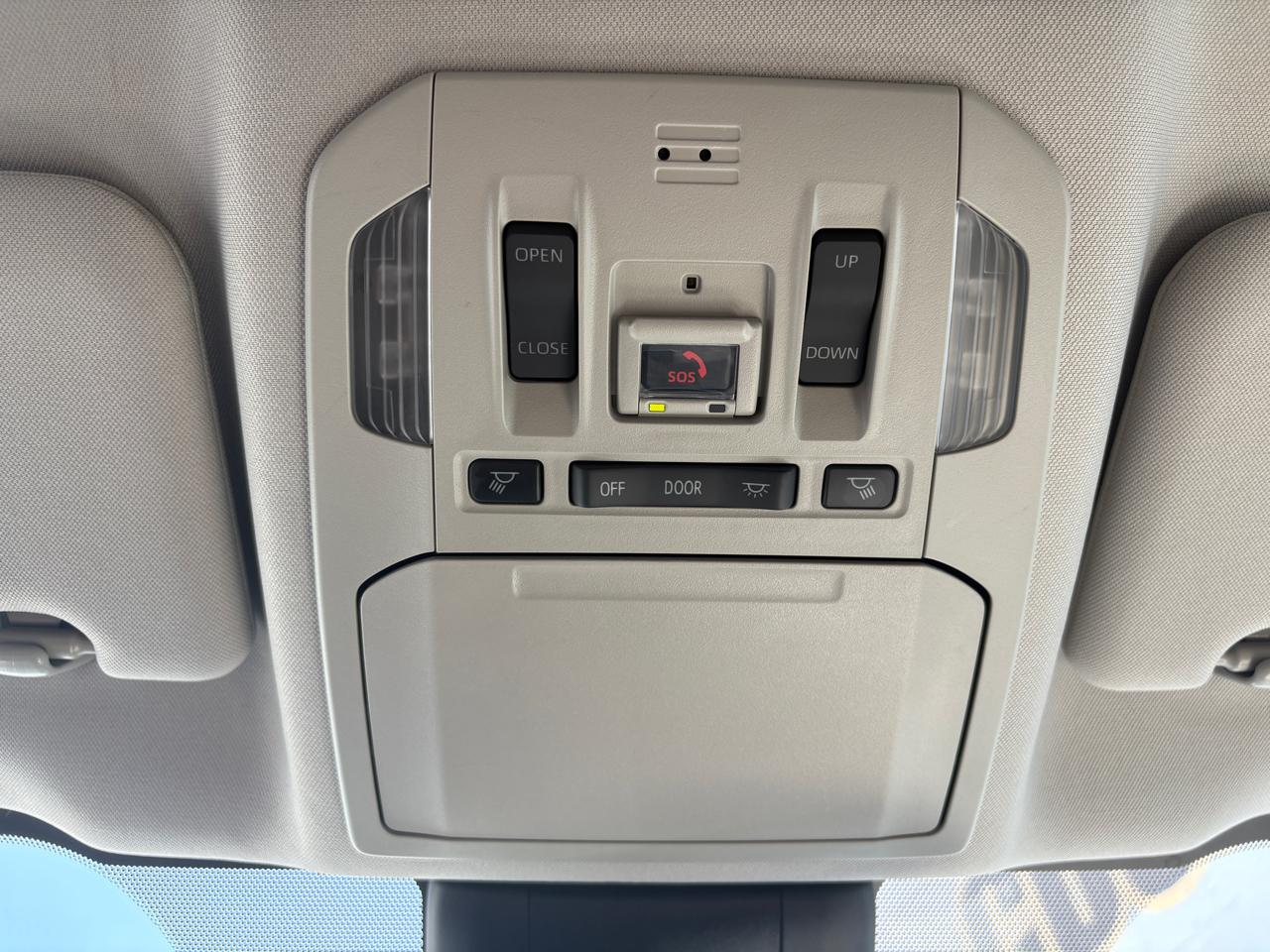 Toyota Highlander Hybrid XLE AWD (Natl) 2023