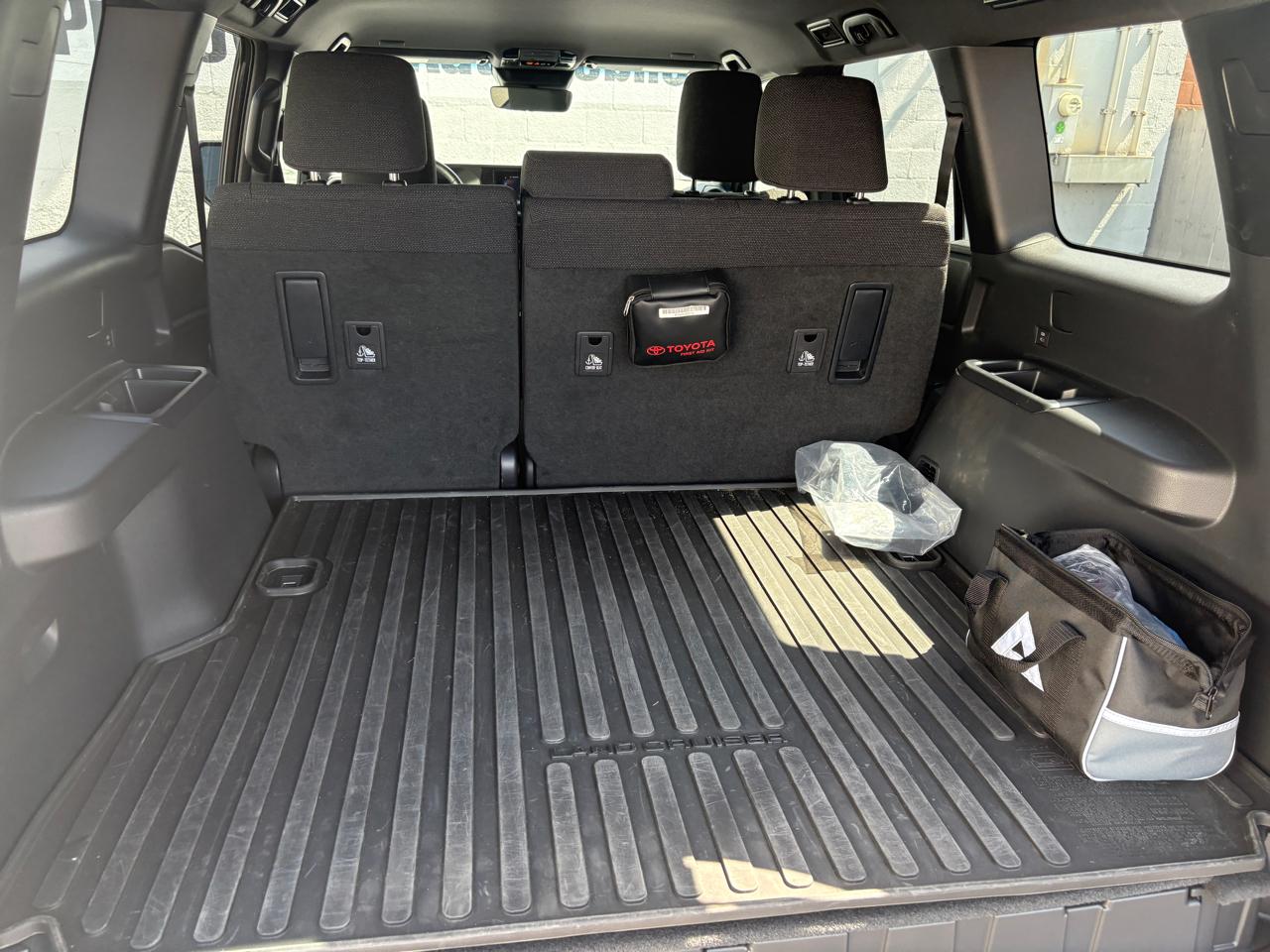 Toyota Land Cruiser 1958 4WD (Natl) 2025